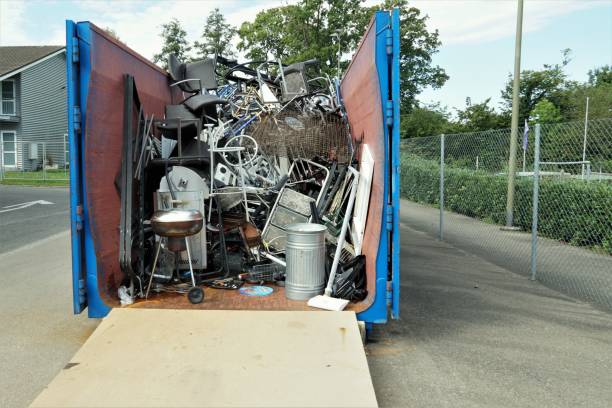 Best Basement Cleanout Services  in Deland, FL